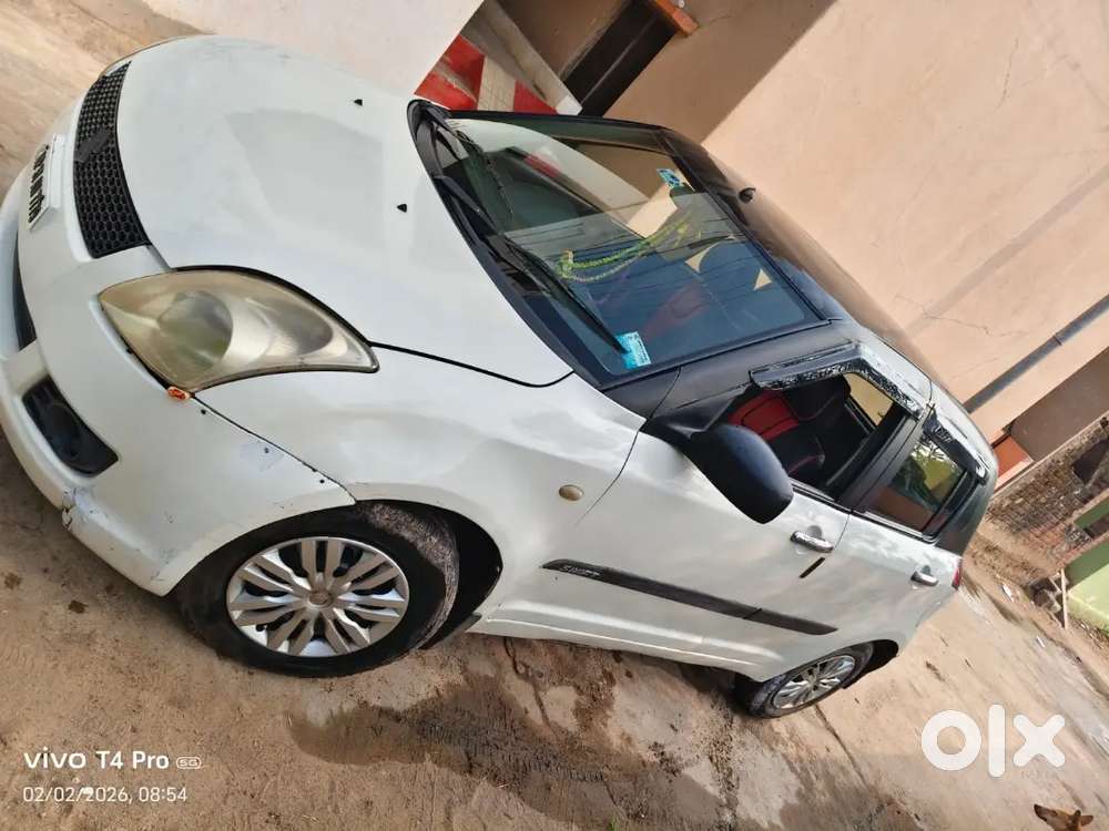 Well Maintained Good Condition Swift Diesel Car