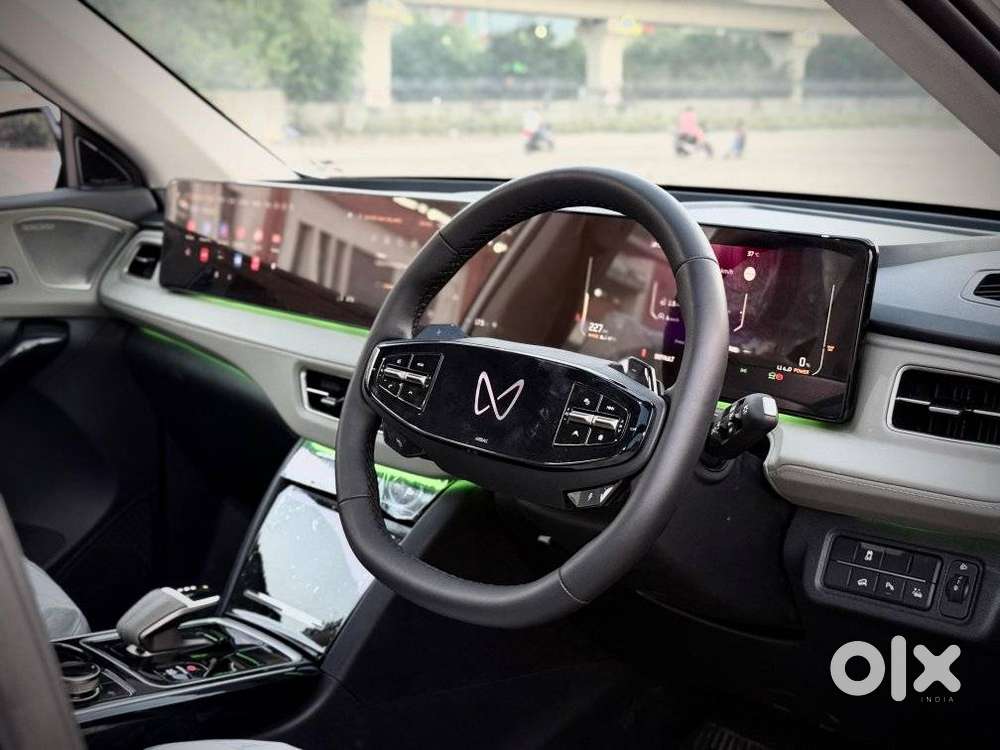 Mahindra Xev9s, 2026, Electric