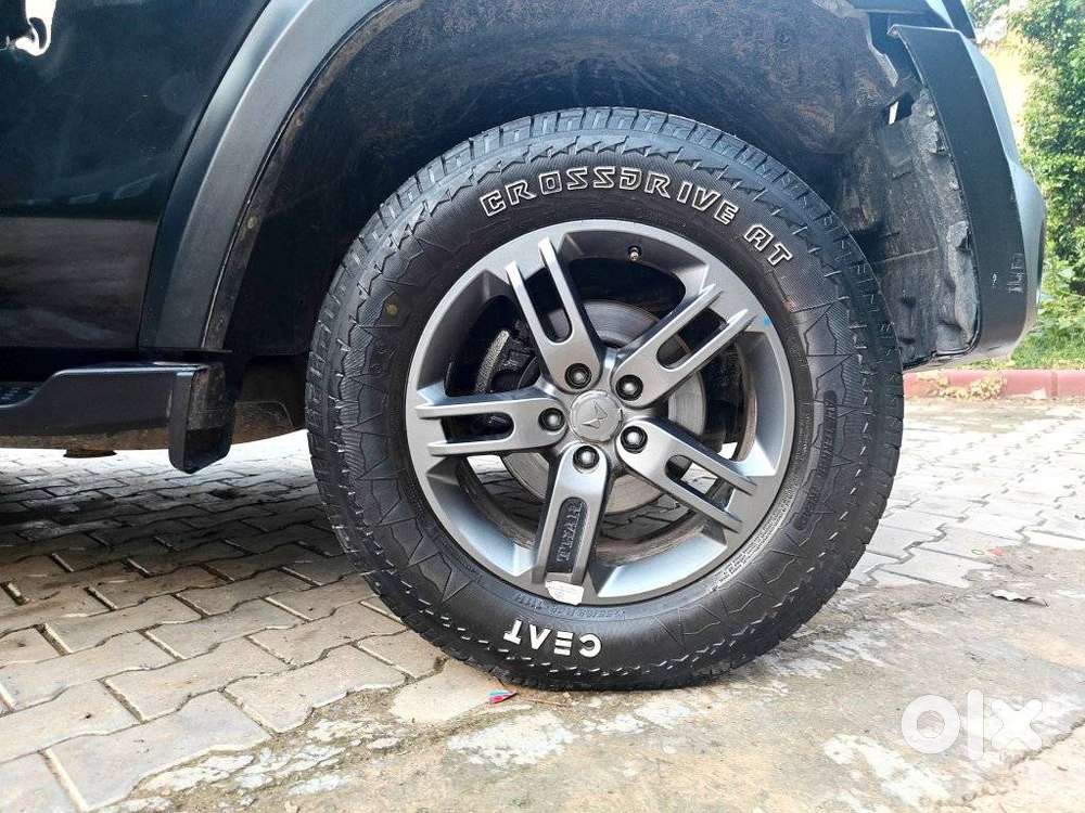 Mahindra Thar Lx 4-str Hard Top At, 2023, Petrol