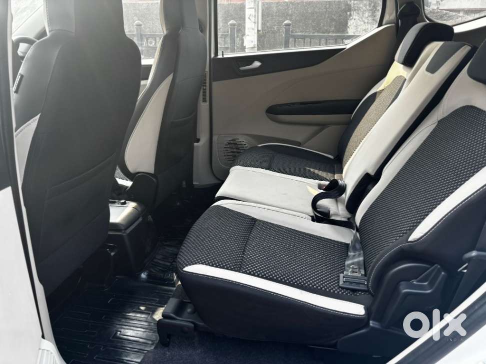 Renault Triber Rxz, 2020, Petrol