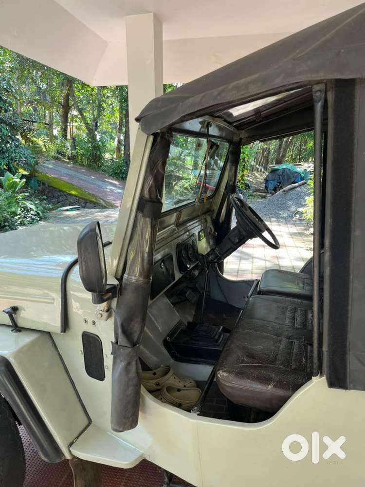 Mahindra Jeep 2004 Diesel Well Maintained