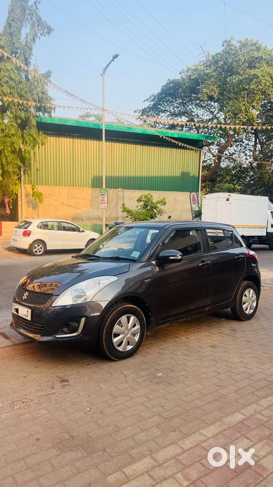 Maruti Suzuki Swift Vxi + Manual, 2017, Petrol