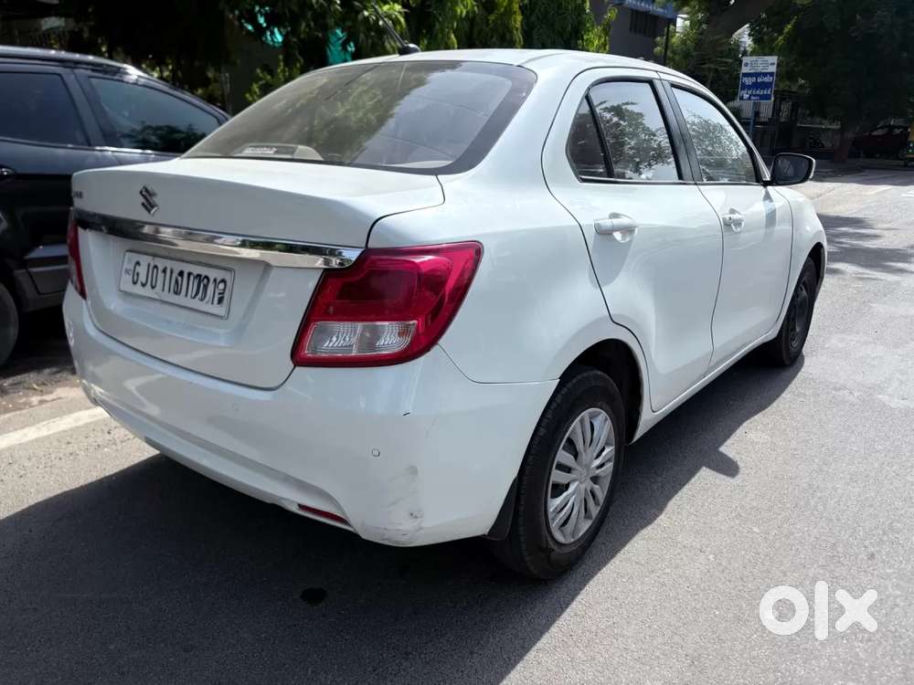 Maruti Suzuki Swift Dzire Vxi, 2022, Petrol
