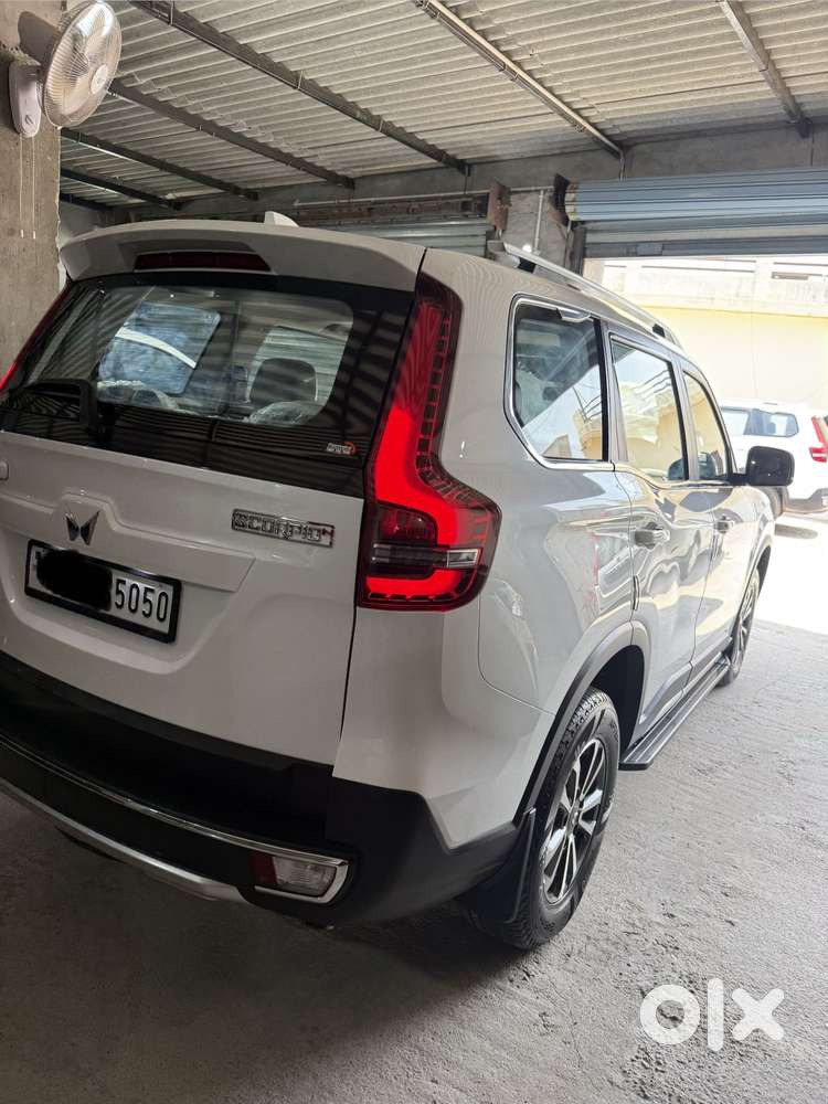 Mahindra Scorpio N Z8 Select Diesel At 2wd 7-seater, 2024, Diesel