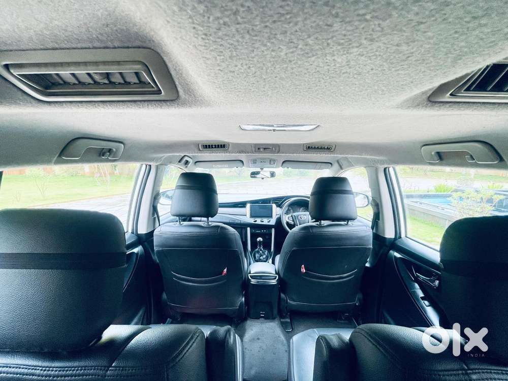 Toyota Innova Crysta 2.4 Gx Mt, 2018, Diesel