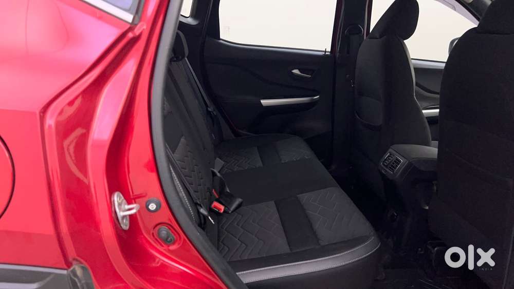 Nissan Magnite 1.0 Xv Premium Turbo Cvt, 2023, Petrol