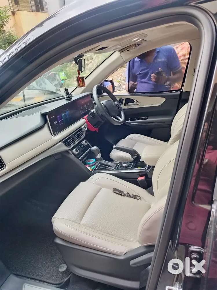 Mahindra Xuv700 Ax7 2024 For Immediate Sale