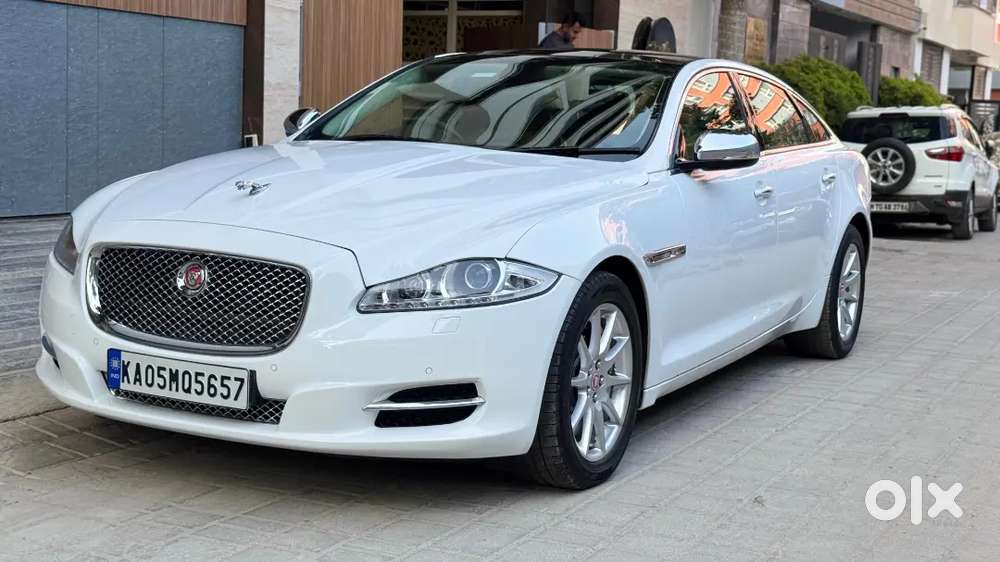 Jaguar Xj