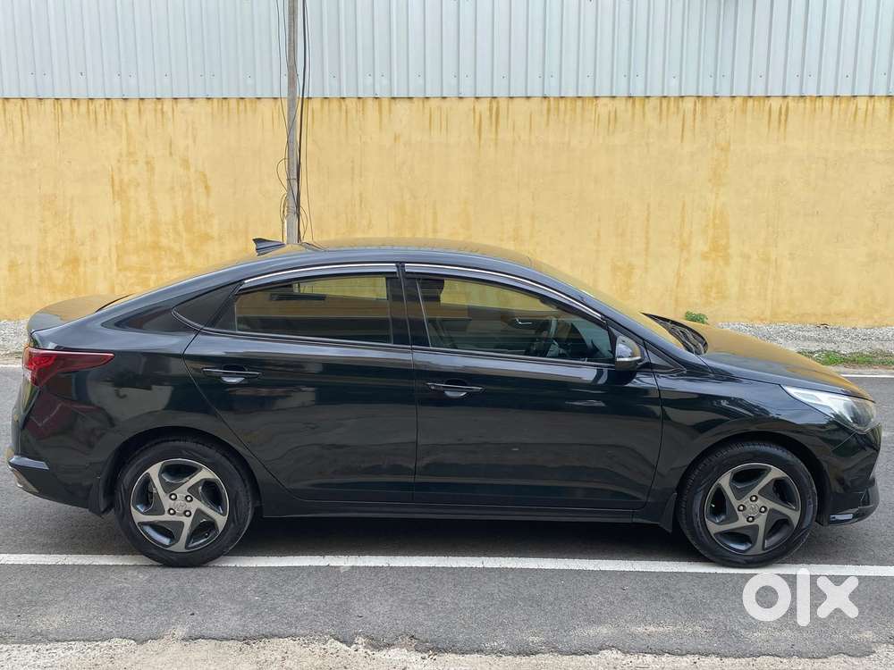 Hyundai Verna 1.5 S Plus Petrol Mt, 2022, Petrol