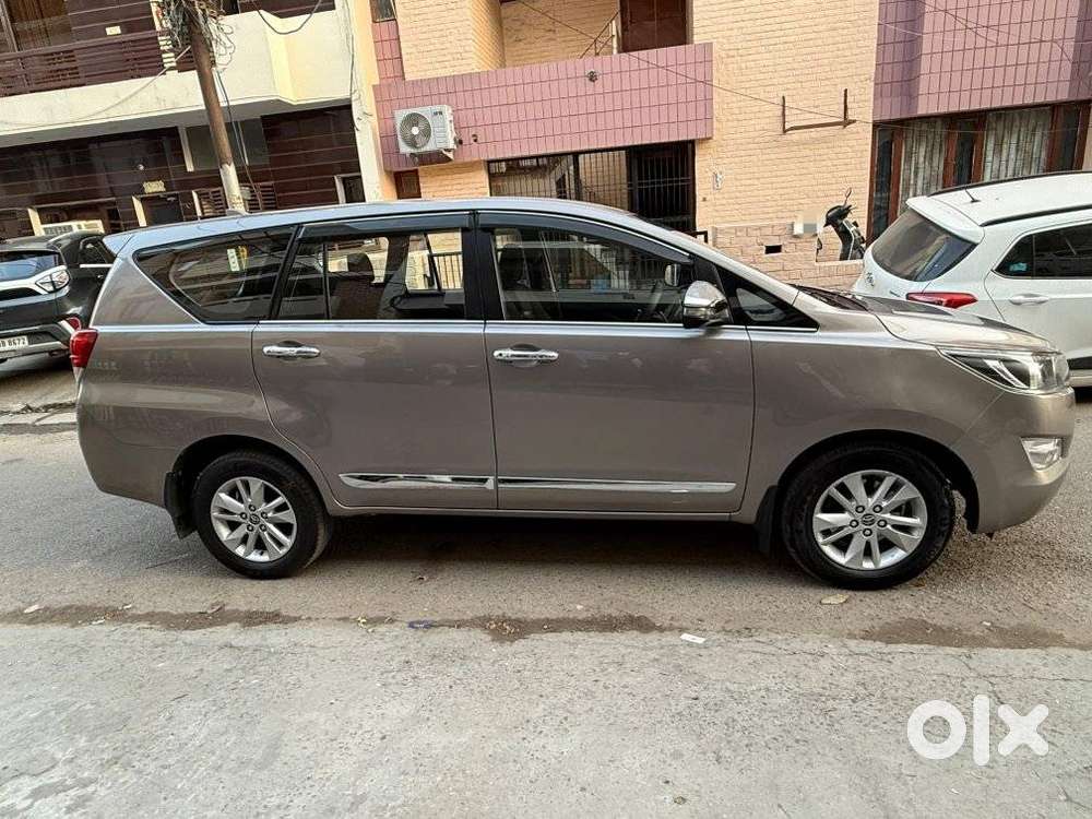 Toyota Innova Crysta 2.8 Gx At, 2019, Diesel