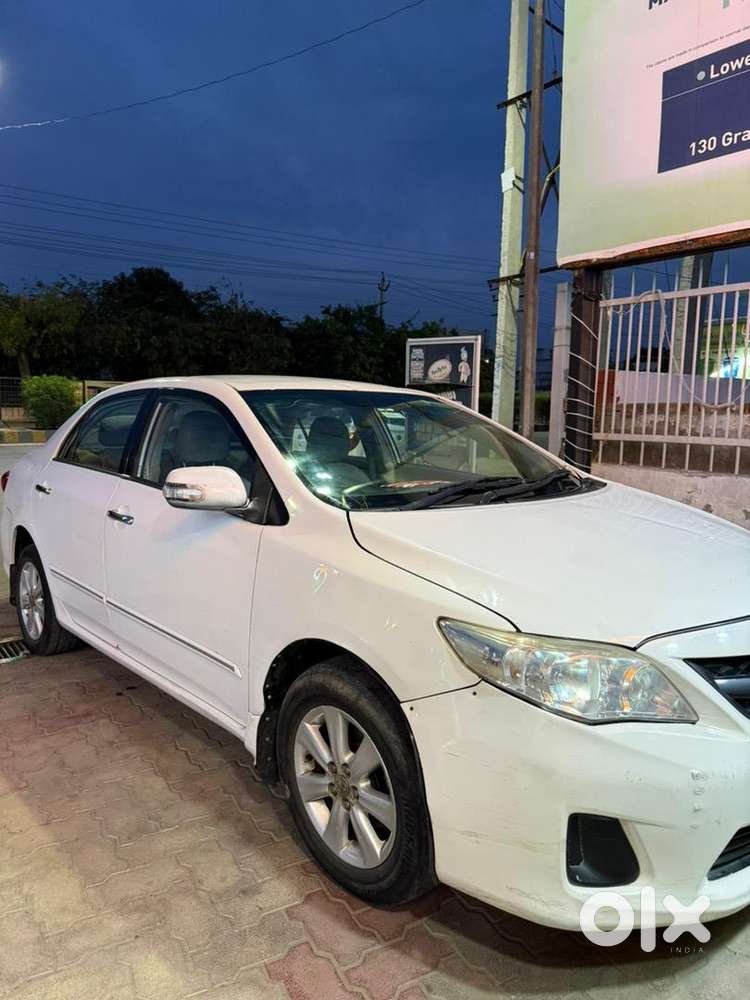 Toyota Car 2nd Owner 2011