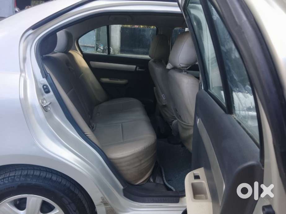 Maruti Suzuki Swift Dzire 1.2 Zxi Bsiv, 2011, Petrol