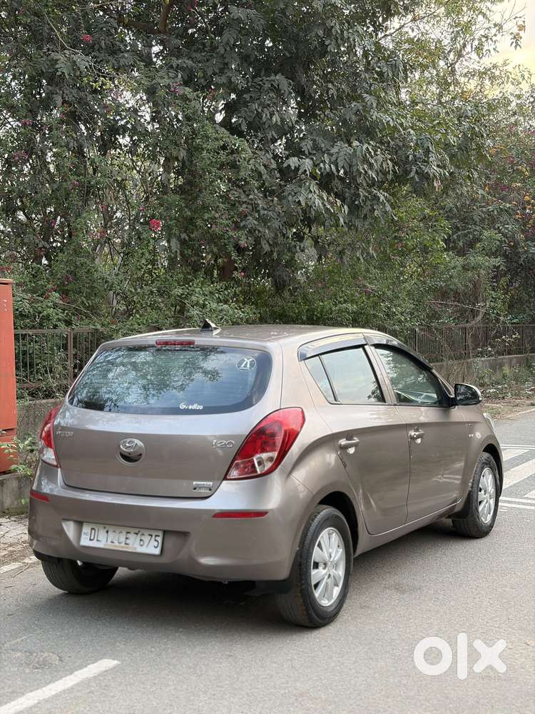 Hyundai I20 E 2014-2015 Sportz 1.2, 2014, Cng & Hybrids