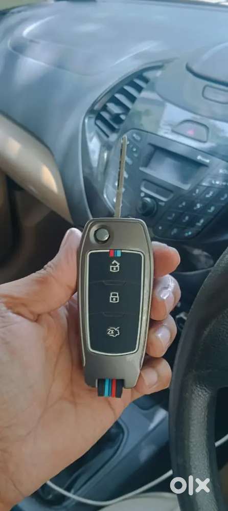 Ford Aspire Titatinium Blu 2016