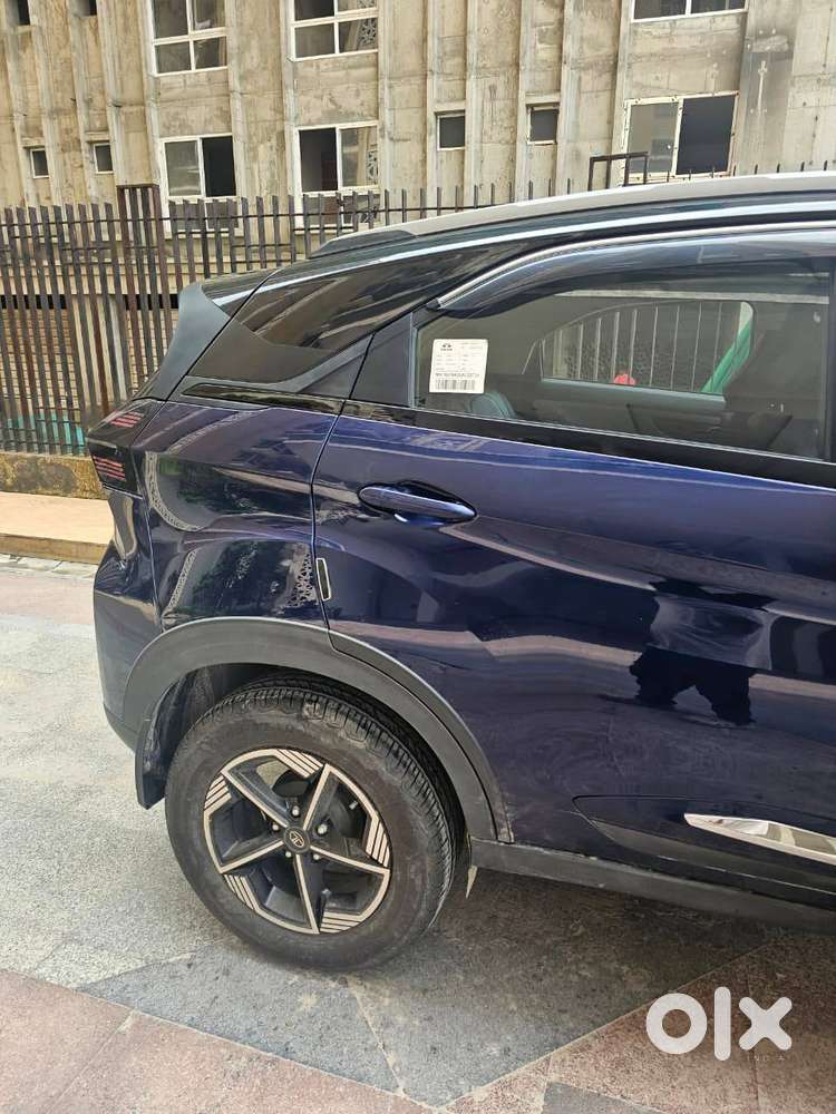 Tata Nexon 2025 Petrol 124000 Km Driven