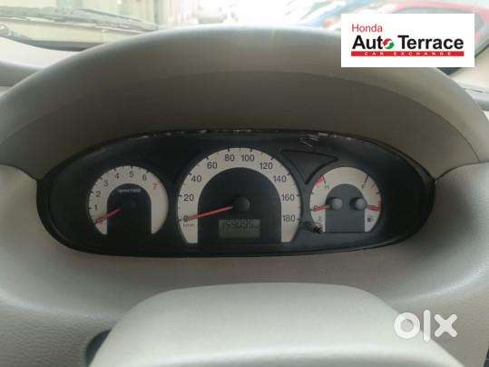 Mahindra Quanto C8, 2013, Diesel
