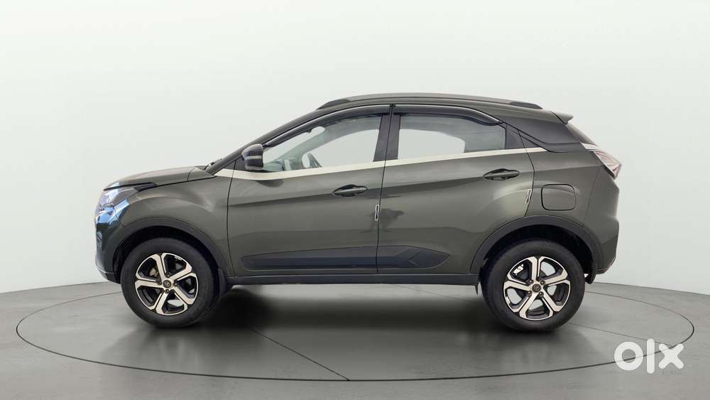 Tata Nexon 1.2 Revotron Xza Plus, 2022, Petrol