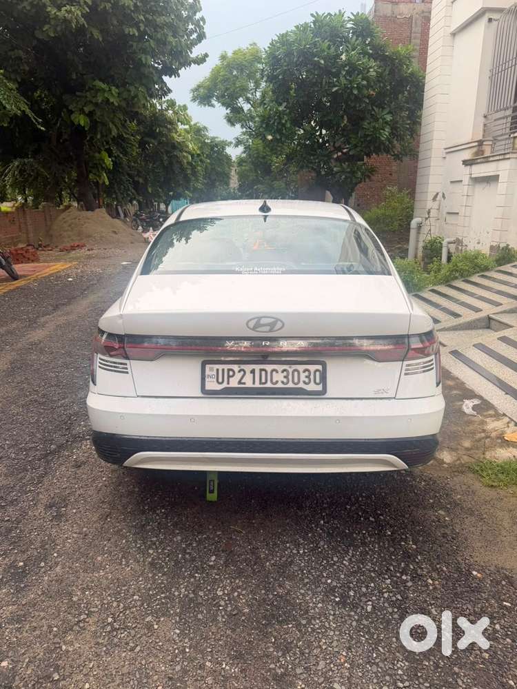 Hyundai Verna Petrol 2024
