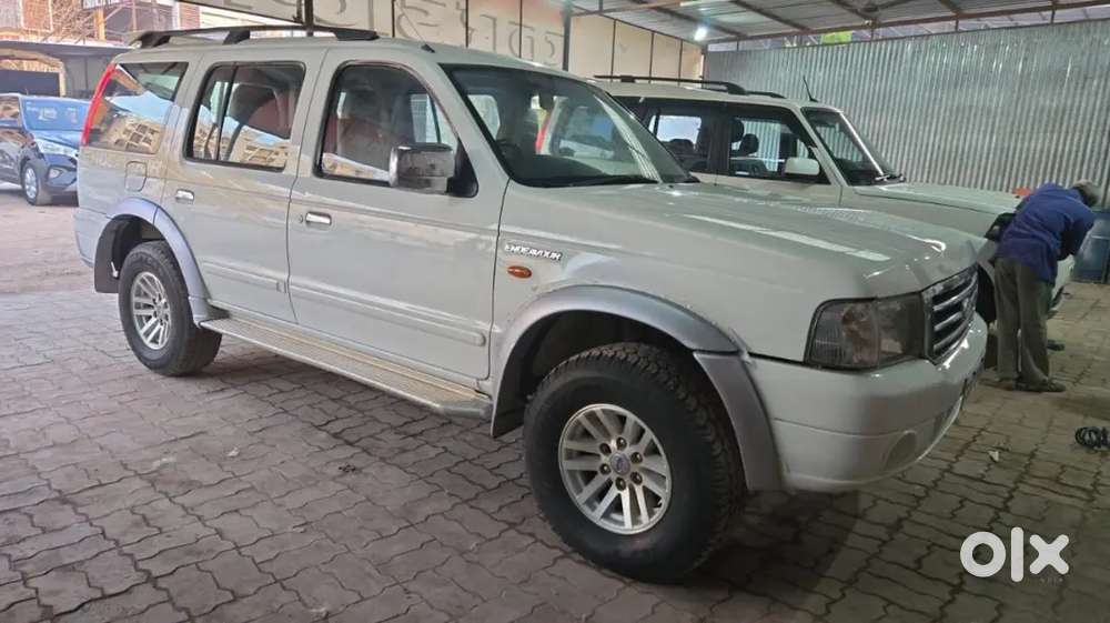 Ford Endeavour 2007