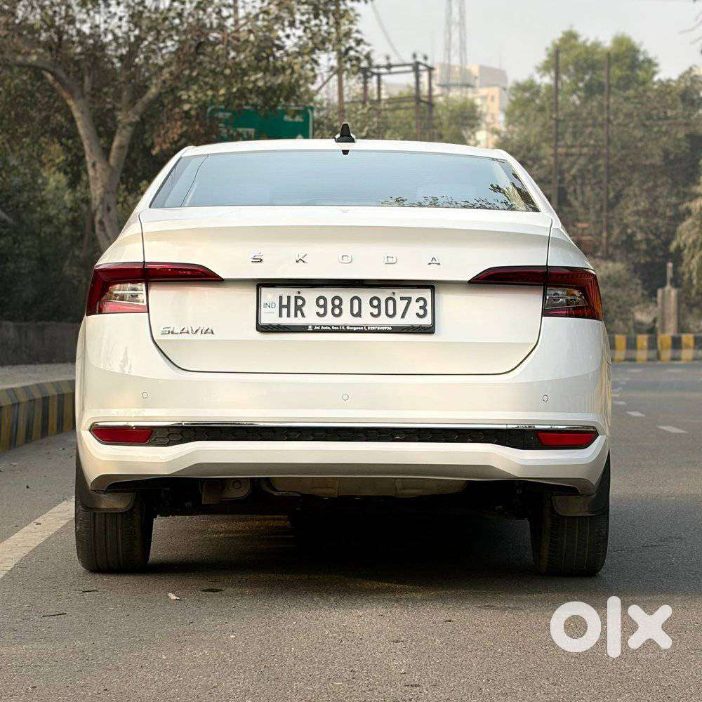 Skoda Slavia Style 1.0l Tsi At, 2024, Petrol