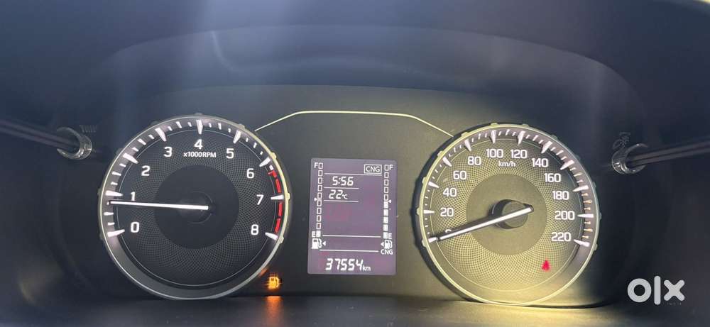 Maruti Suzuki Brezza 1.5 Vxi Cng, 2023, Cng & Hybrids