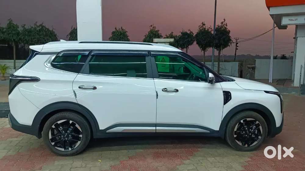 Kia Carens Clavis 2025