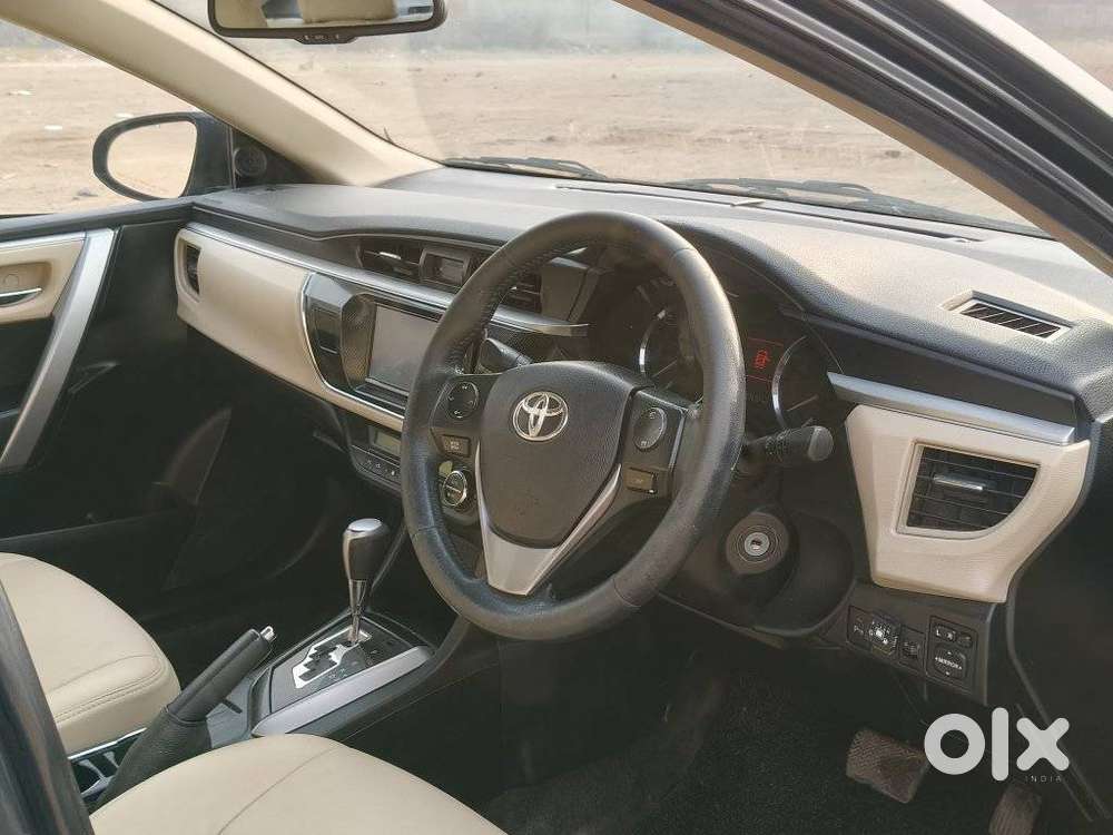 Toyota Corolla Altis [2014-2017] 1.8 G Cvt, 2016, Petrol