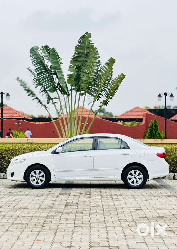 Toyota Corolla Altis, 2010, Petrol