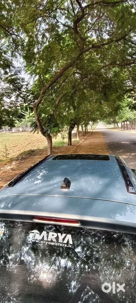 Tata Punch Accomplished Dazzle Mt Sunroof, 2025, Cng & Hybrids