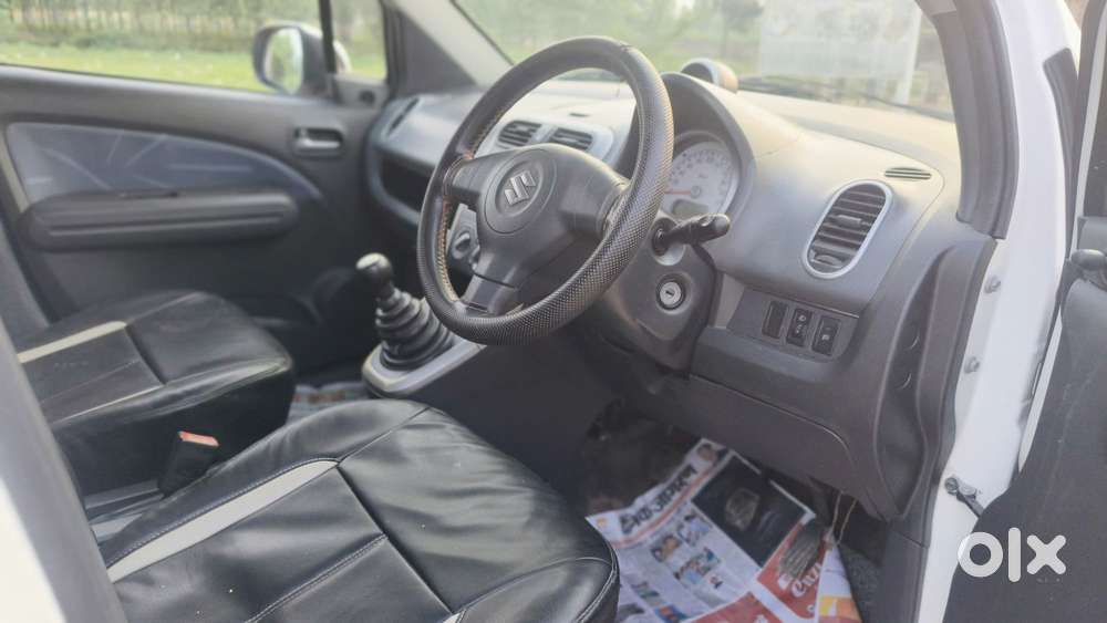 Maruti Suzuki Ritz Vxi, 2011, Petrol