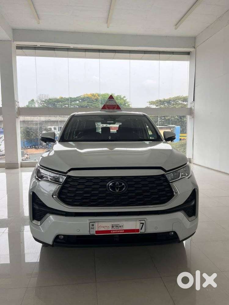 Toyota Innova Hycross 2.0 Zx (o) Hybrid 7 Str, 2024, Petrol