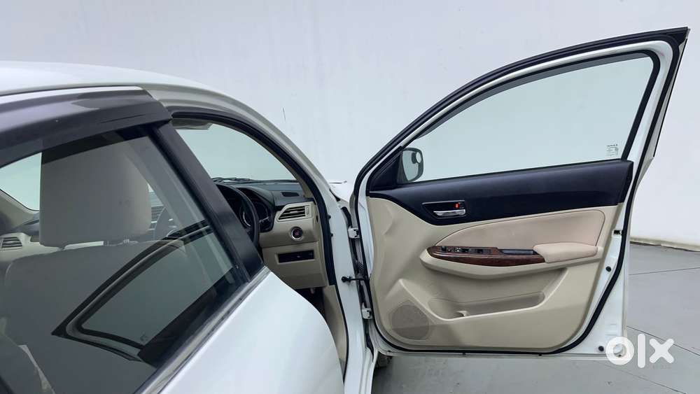 Maruti Suzuki Dzire 1.2 Zxi Plus Amt, 2018, Petrol