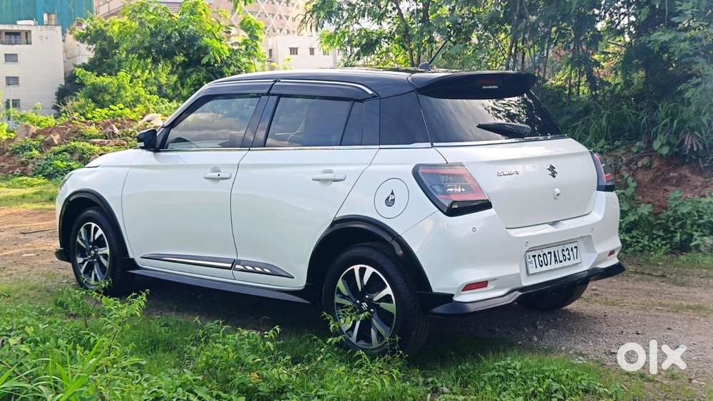 Maruti Suzuki Swift Zxi Plus Amt Dual Tone, 2025, Petrol