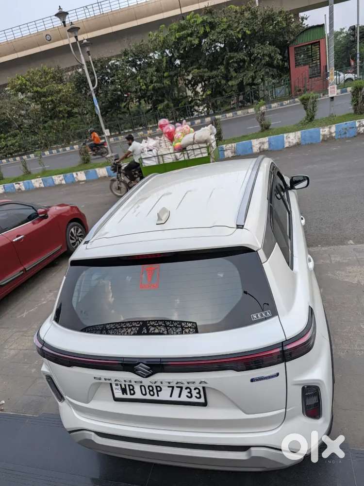 Maruti Suzuki Grand Vitara Sigma Smart Hybrid