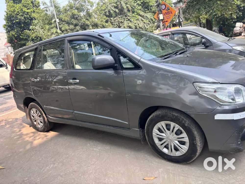 Toyota Innova Diesel 2014