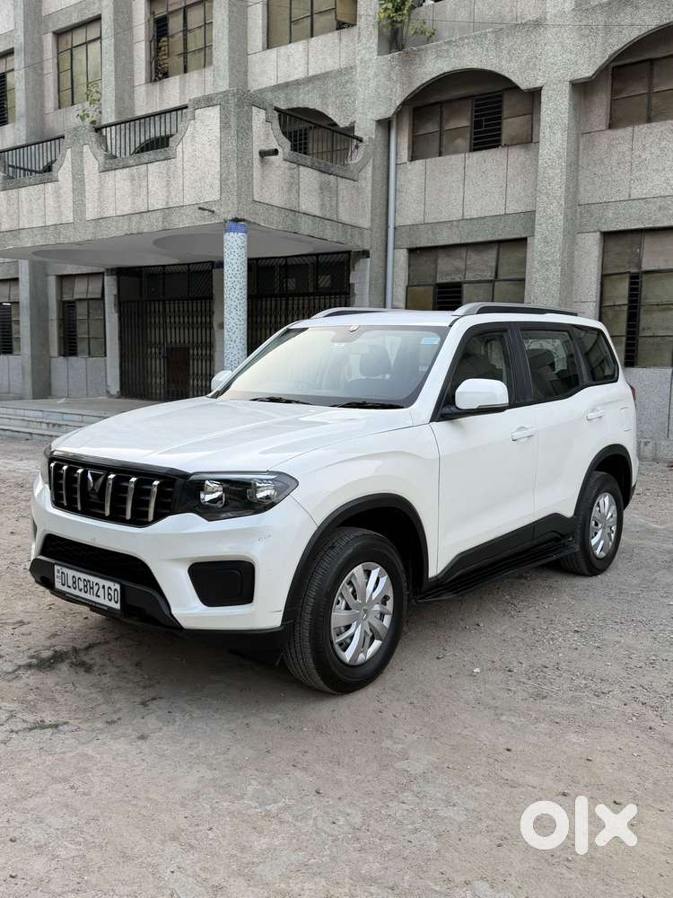 Mahindra Scorpio-n 2.0 Z2 Petrol Mt 7 Str, 2024, Petrol