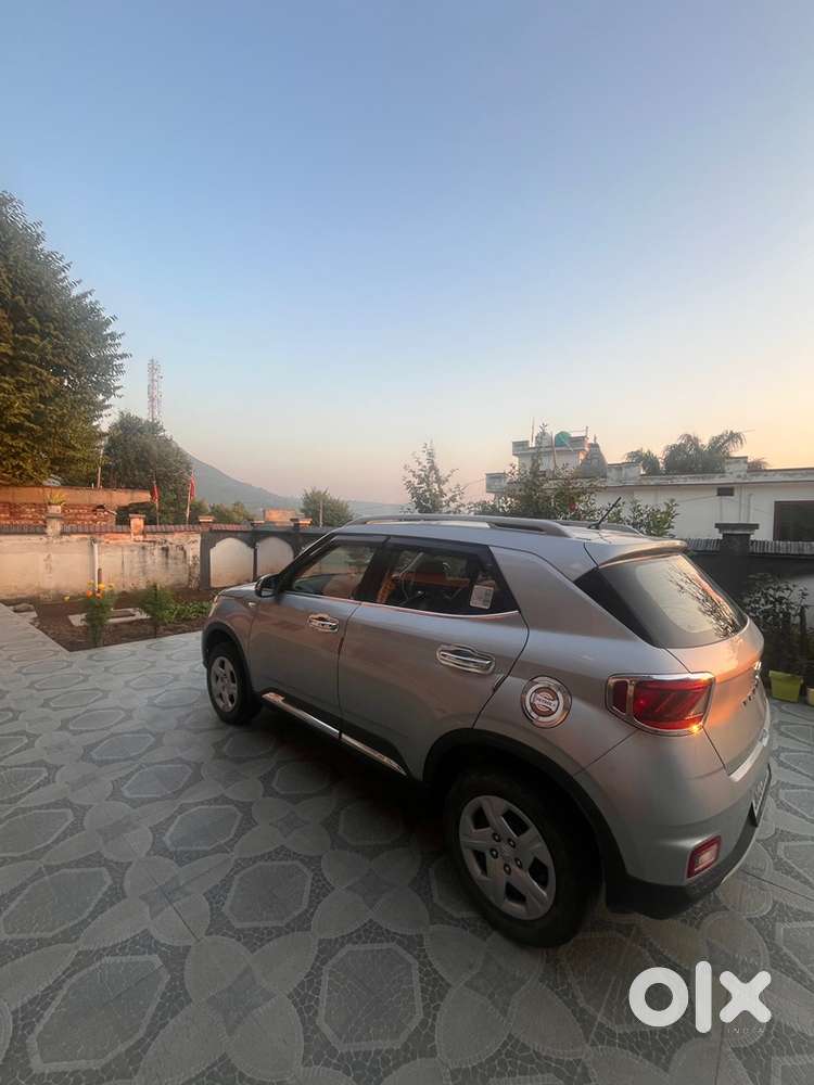 2022 Hyundai Venue S - Just 16k Kms - Mint Condition