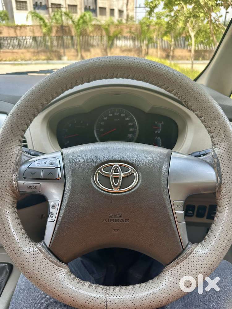 Toyota Innova 2.5 Zx Diesel 7 Seater, 2014, Diesel