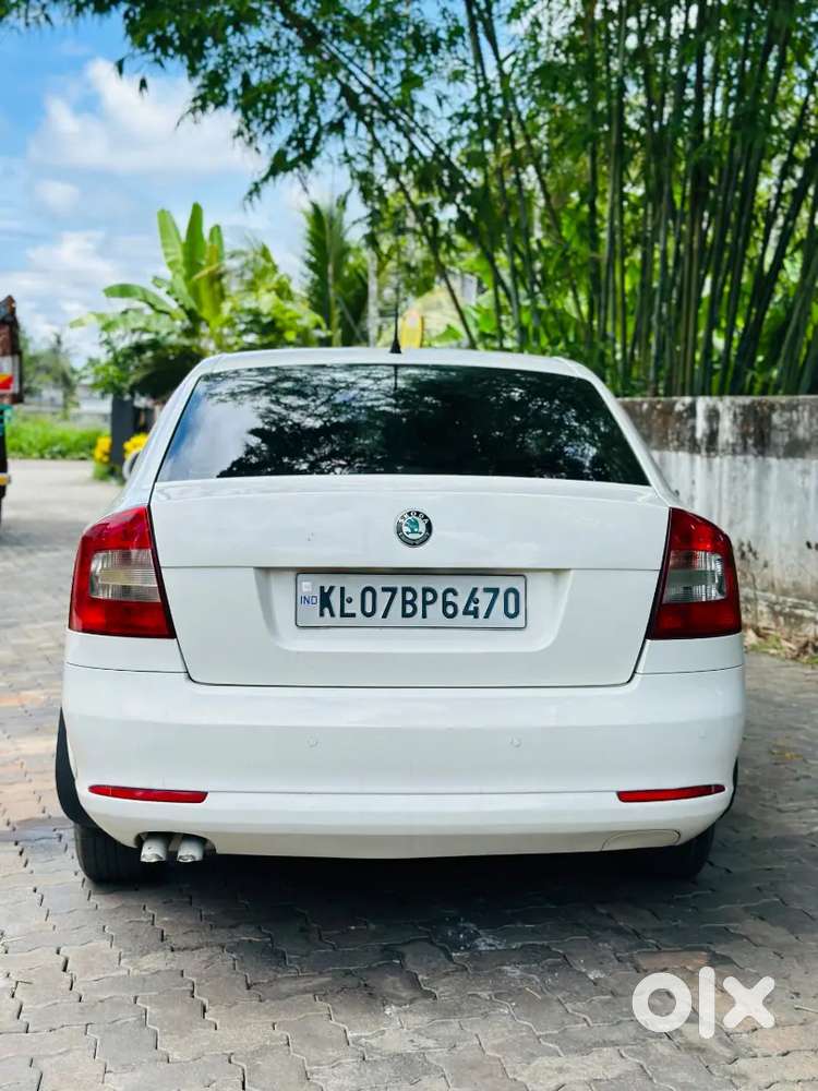 Skoda Laura 2 Litter Manual 2010 New Papers Family Use