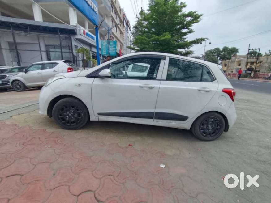 Hyundai I10 Sportz Option, 2018, Petrol