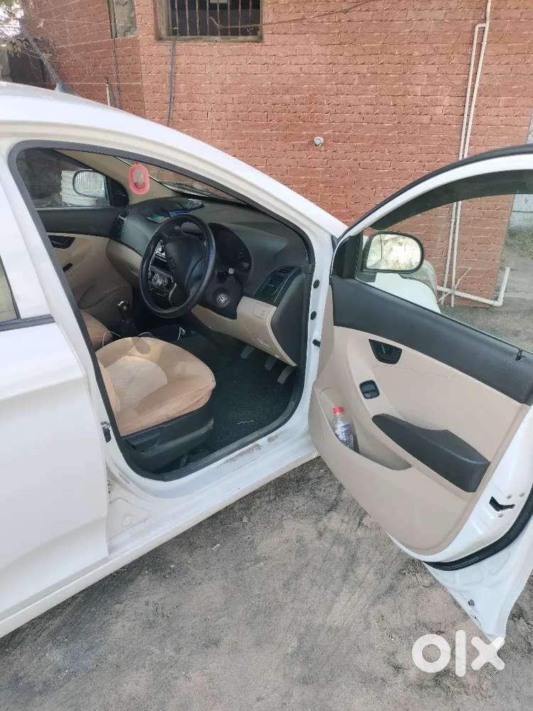 Hyundai Eon 2017 Petrol 30000 Km Driven