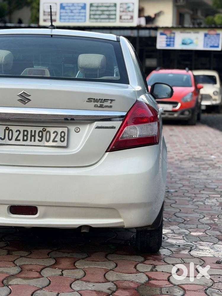 Maruti Suzuki Swift Dzire Vxi(o) Amt, 2014, Cng & Hybrids