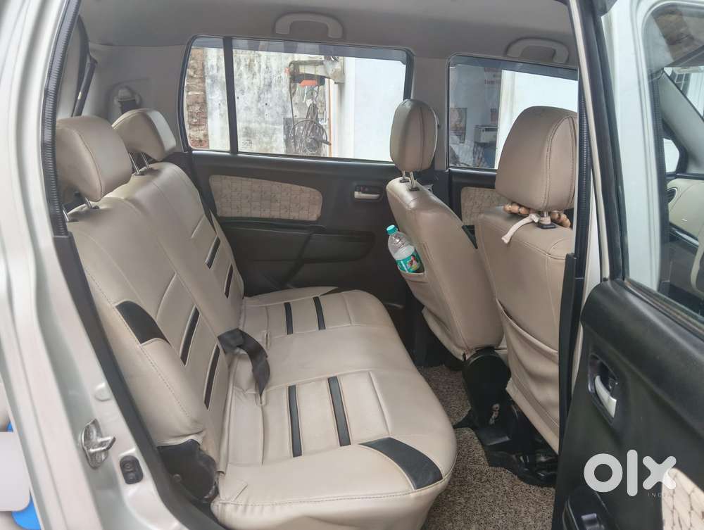 Maruti Suzuki Wagon R Vxi Opt, 2017, Petrol