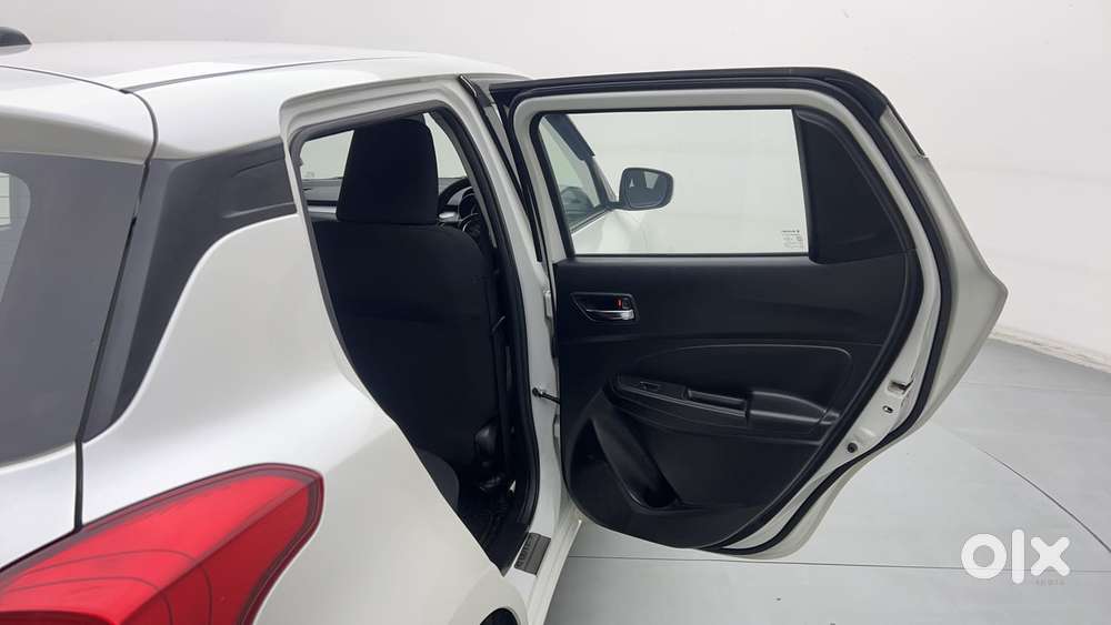 Maruti Suzuki Swift Amt Zxi, 2023, Petrol