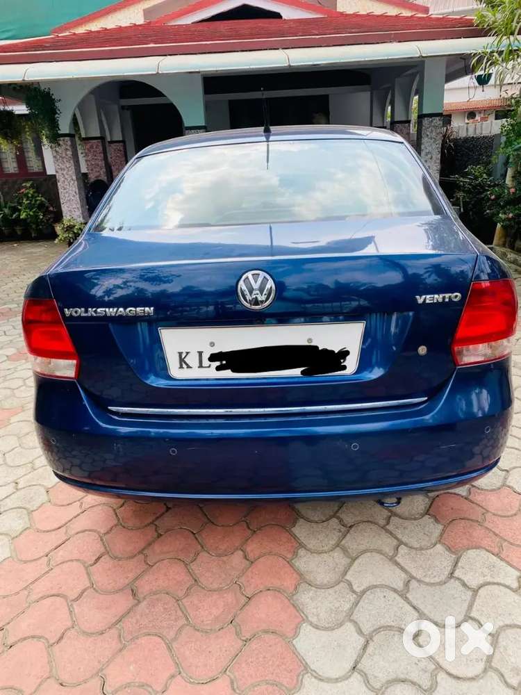 Volkswagen Vento 2013 1.6 Mt Highline Petrol
