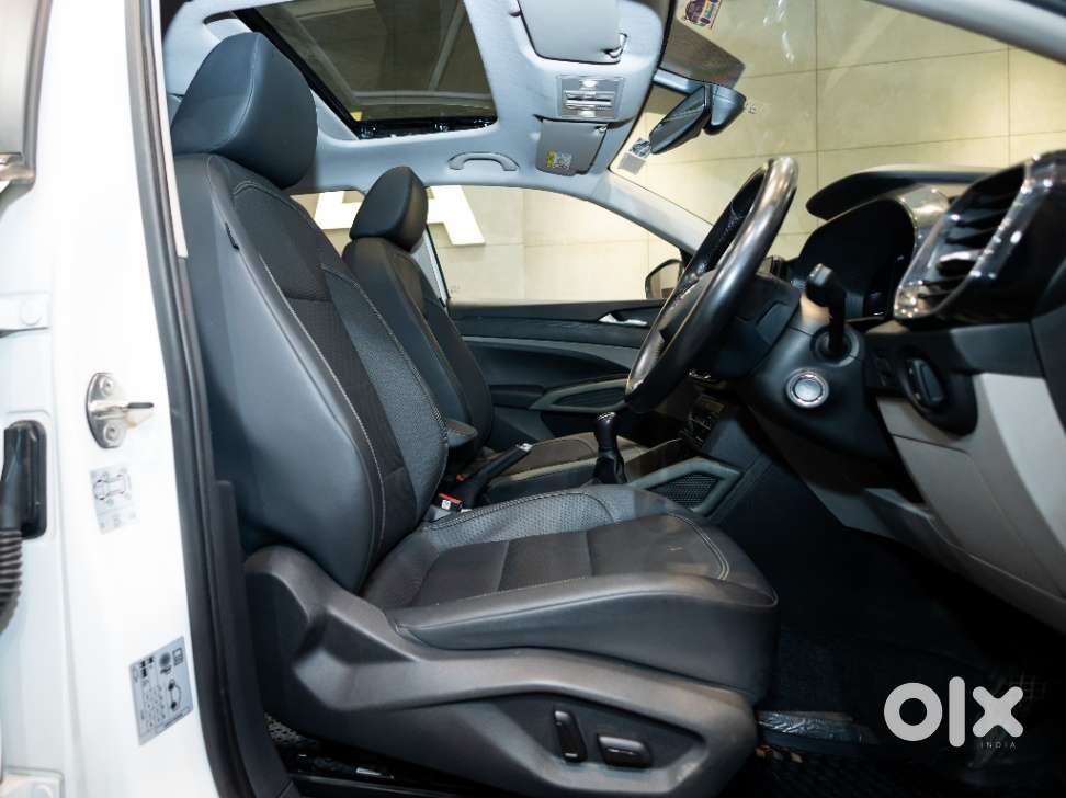 Skoda Kylaq Prestige, 2025, Petrol
