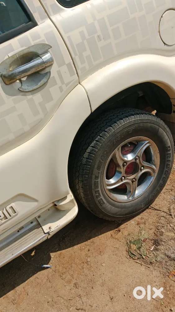 Mahindra Scorpio Classic 2010 230000