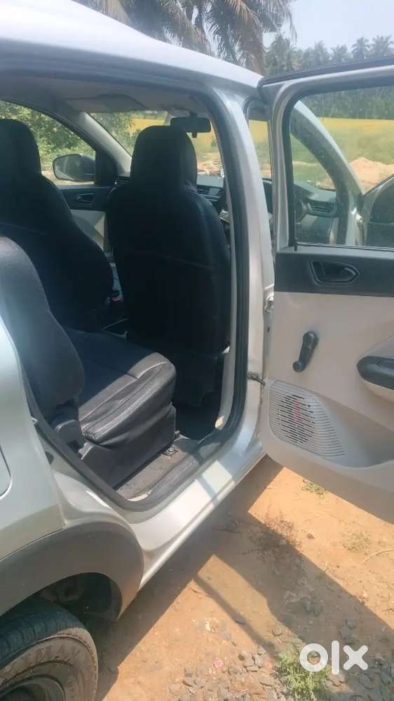 Renault Triber 2022 Petrol 70000 Km Driven