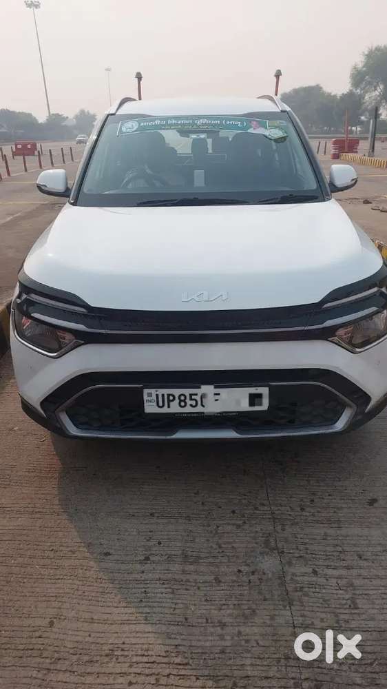 Kia Carens Diesel 2 Dec 2022 Manual 1st