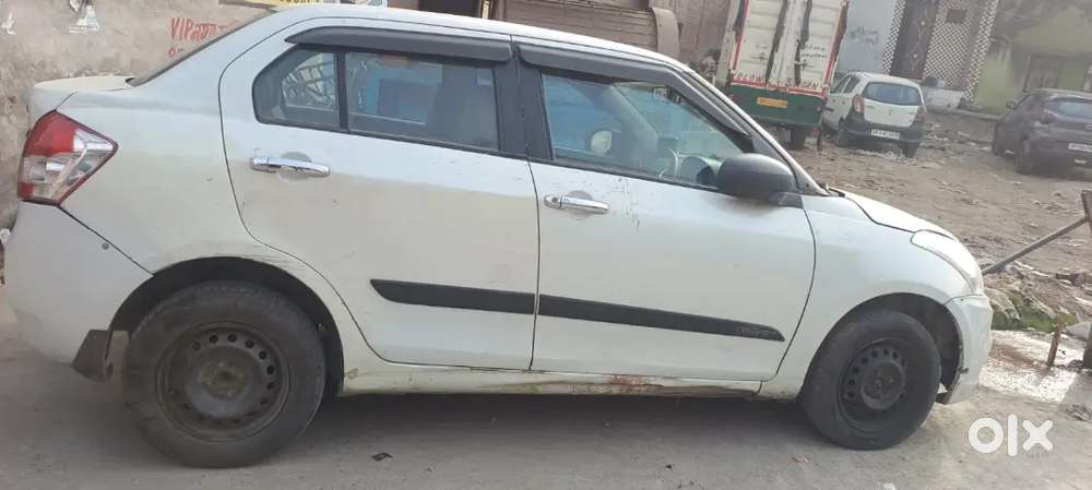 Maruti Suzuki Swift Dzire 2015 Diesel 92000 Km Driven
